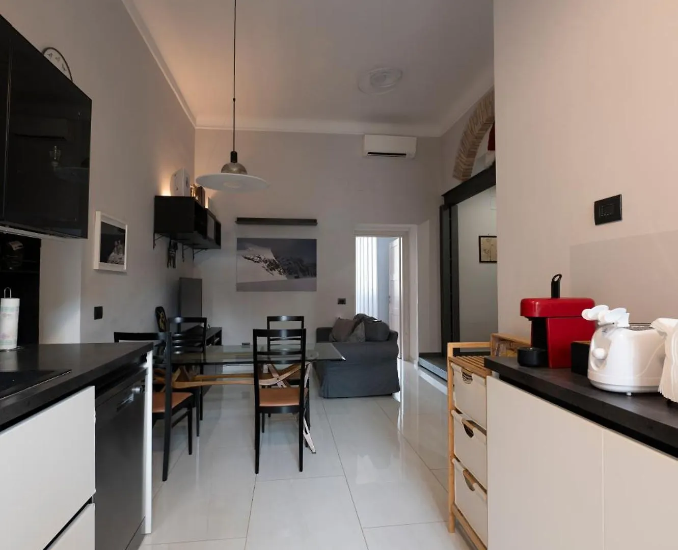 Unexpected Rome - Spacious Modern Central Apartment